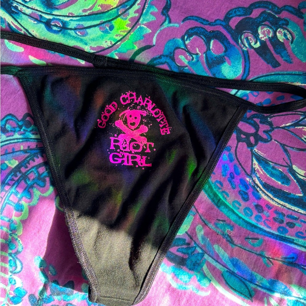 Good Charlotte Skull Thong